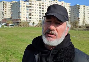 ما مجبور بودیم مادرمان را دشمن بنامیم