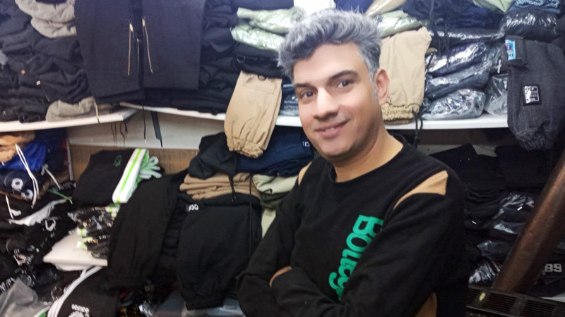 همه خانواده منتظر شنیدن خبر آزادی تو هستند