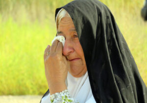 آه مادران چشم انتظار گریبانتان را خواهد گرفت