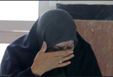 Shumë nëna e djem që MEK-u i ndau me forcë