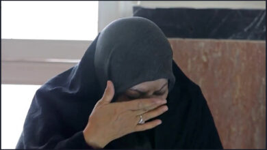 Shumë nëna e djem që MEK-u i ndau me forcë